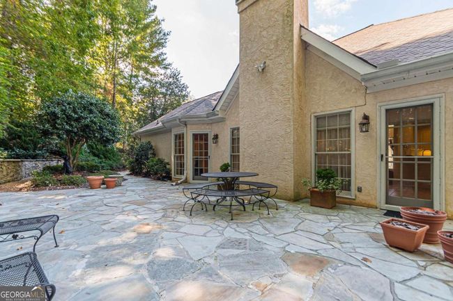 5700 Grove Point Rd, House other with 3 bedrooms, 3 bathrooms and 2 parking in Johns Creek GA | Image 35