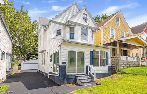 3207 W 97th Street, Cleveland, OH, 44102 | Card Image