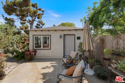 rear-2401 21st Street, Santa Monica, CA, 90405 | Card Image