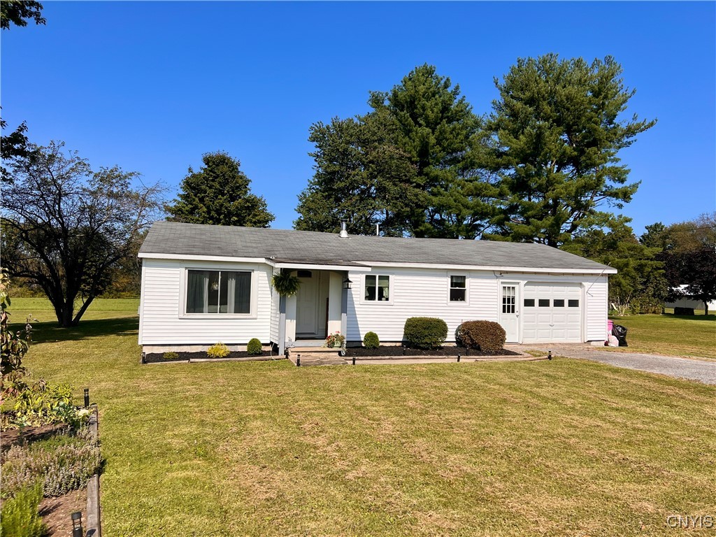 Mill St, Camden, NY 13316