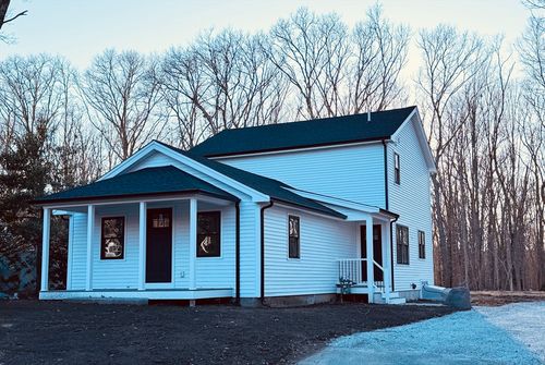 329 Tickle Rd, Westport, MA, 02790-4722 | Card Image