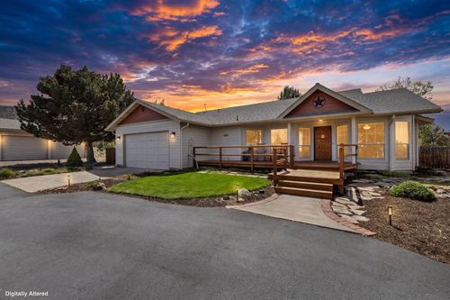 12420 Sw Wahkiakum St, Powell Butte, OR, 97753-1535 | Card Image