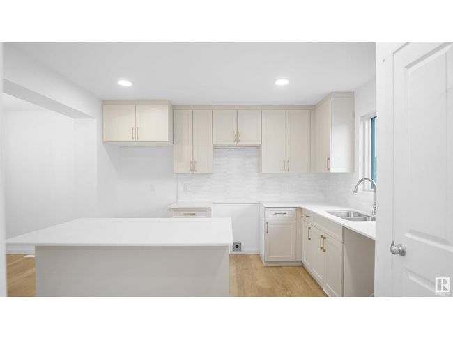 1271 Keswick Dr Sw, Townhouse with 4 bedrooms, 4 bathrooms and null parking in Edmonton AB | Image 12