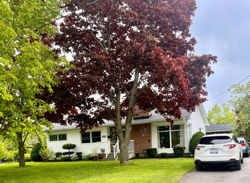 797 Valleyview Dr, Peterborough, ON, K9J6P9 | Card Image