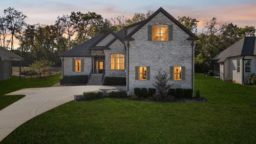 151 Enoch Way, Gallatin, TN, 37066-1573 | Card Image