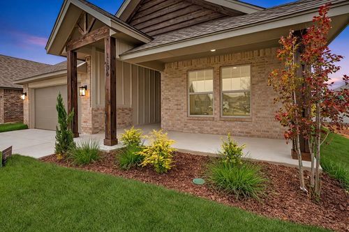 1106 Azalea Farms Rd, Noble, OK, 73068-8622 | Card Image