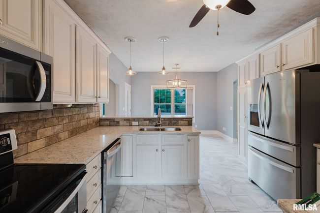 2730 Kokopelli Dr, House other with 4 bedrooms, 3 bathrooms and null parking in Marion IL | Image 33