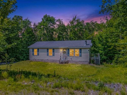 159 James St, Bethlehem, NH, 03574-4913 | Card Image