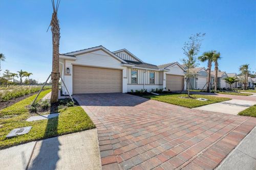 111 Ibiza Loop, VENICE, FL, 34292-1315 | Card Image