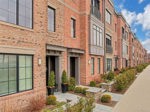 203 Palisades Blvd, Sleepy Hollow, NY, 10591-2398 | Card Image