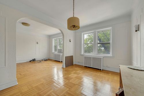apt-2-320 2nd St, Union City, NJ, 07087-4033 | Card Image