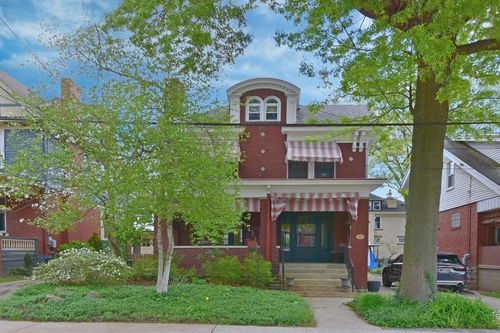 212 Virginia Ave, Sharpsburg, PA, 15215-3229 | Card Image