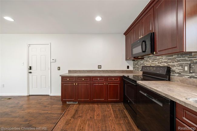 011 - 7137 Stonebrook - OnDemandPix Photography.JPG | Image 13