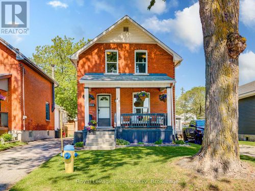 40 Cherry St, Stratford, ON, N5A2E8 | Card Image