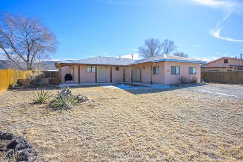 711 Cavalry Ct, Taos, NM, 87571-5122 | Card Image