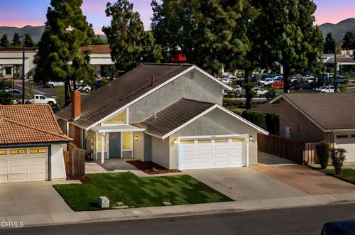 958 Palmer Ave, Camarillo, CA, 93010-4636 | Card Image