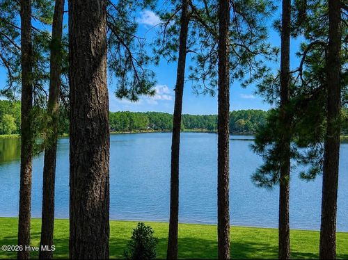 13 Abington Dr, Pinehurst, NC, 28374-9044 | Card Image