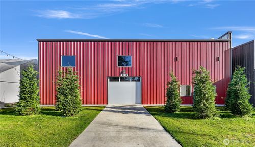 2212 Grant St, Bellingham, WA, 98225-4153 | Card Image