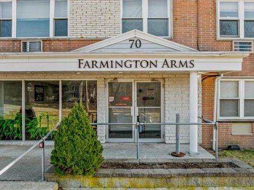 unit-2b-70 Farmington Ave, New London, CT, 06320-3217 | Card Image