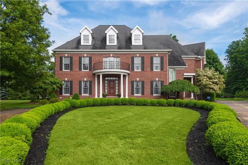 23225 Wingedfoot Dr, Westlake, OH, 44145-4392 | Card Image