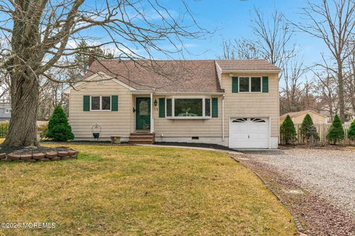 12 Karyn Ter E, Middletown, NJ, 07748-1229 | Card Image