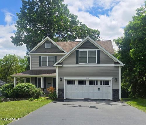 1386 Philomena Rd, Niskayuna, NY, 12309-2415 | Card Image