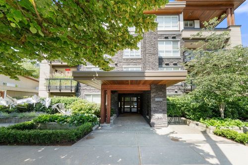 117-3205 Mountain Highway, North Vancouver, BC, V7K0A3 | Card Image