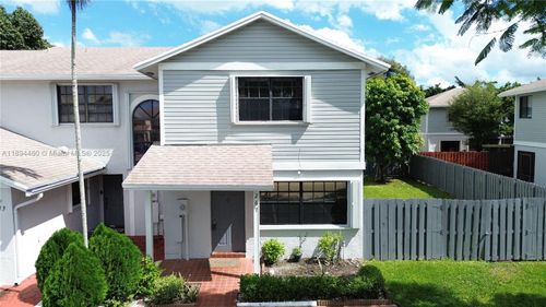267 Nw 106th Ter, Pembroke Pines, FL, 33026-5935 | Card Image