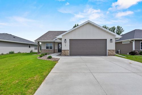 3-710 Tambour Court, LAWRENCE, WI, 54115 | Card Image