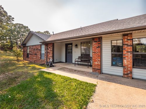 5330 Emery Cir, McAlester, OK, 74501 | Card Image