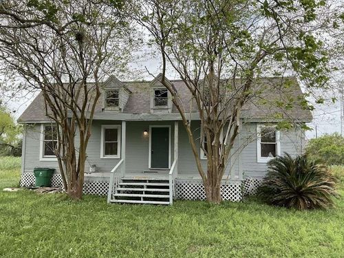 110 Spencer St, Brazoria, TX, 77422-2154 | Card Image