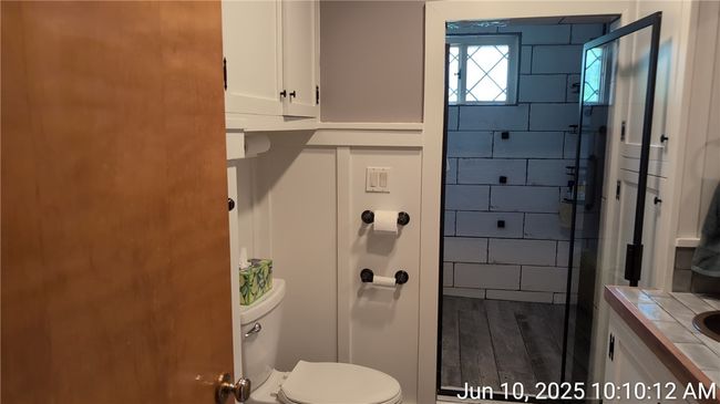 main bathroom | Image 35