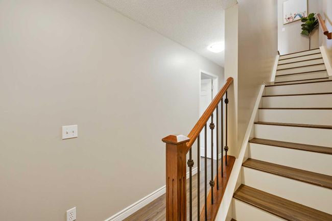 27 - 43 Springborough Boulevard Sw, Home with 3 bedrooms, 2 bathrooms and 1 parking in Calgary AB | Image 18