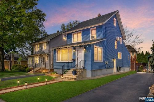 60 Vanderburgh Ave, Rutherford, NJ, 07070-1038 | Card Image