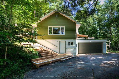 2 Old Mountain Rd, Westport, ON, K0G1X0 | Card Image