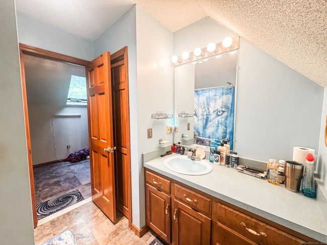 523 Wauregan Rd, House other with 3 bedrooms, 2 bathrooms and null parking in Killingly CT | Image 9