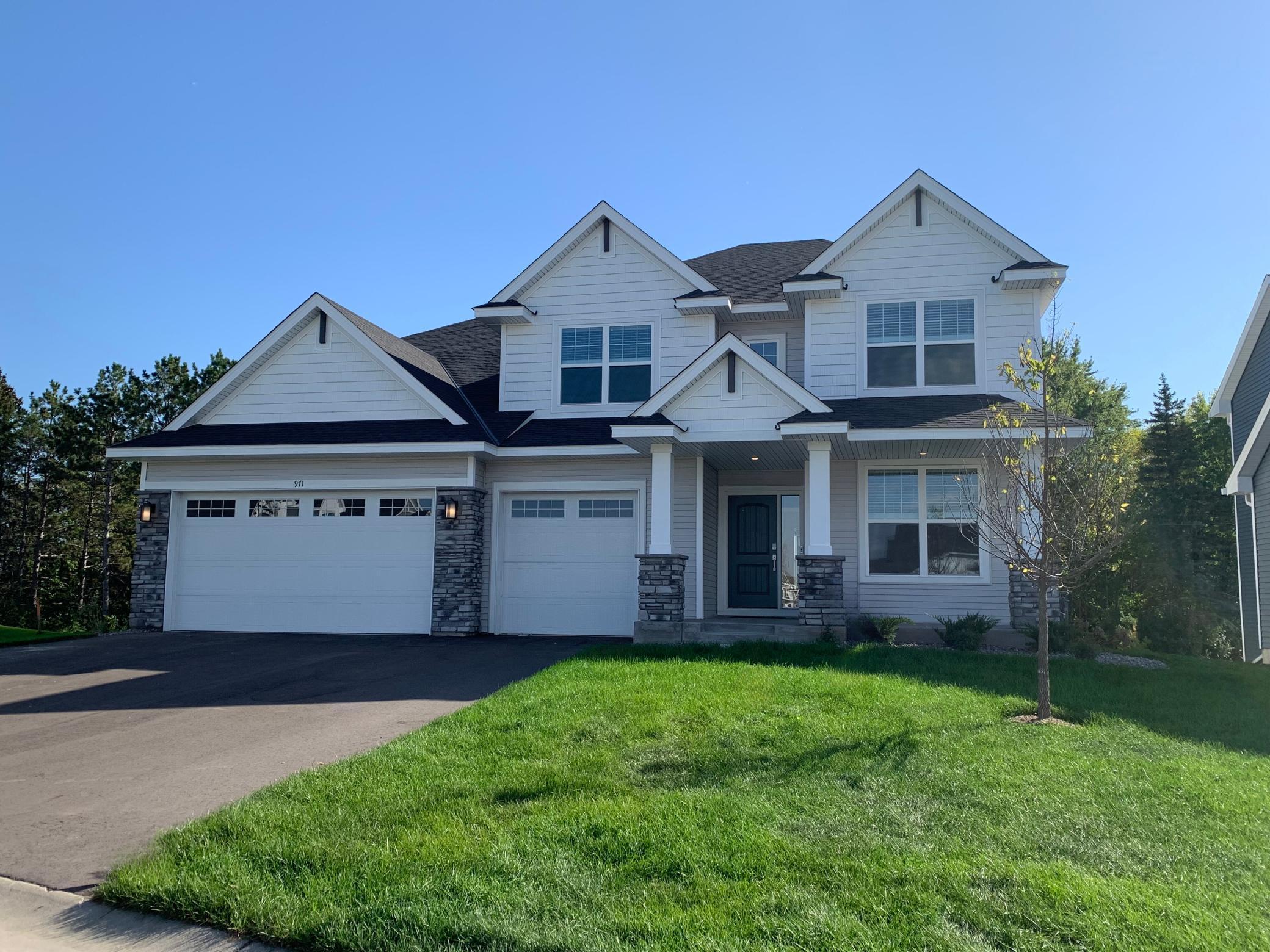 Siesta Dr, Saint Paul, MN 55129