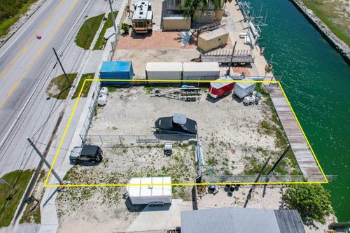 24590 Overseas Hwy, Summerland Key, FL, 33042-4614 | Card Image