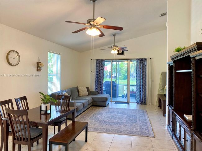 18915 Sw 29th St, House other with 4 bedrooms, 3 bathrooms and null parking in Miramar FL | Image 12