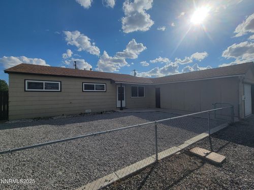 225 Johnson Ln, Fernley, NV, 89408-4719 | Card Image