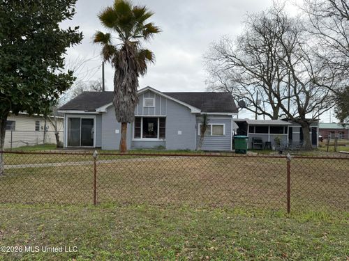 3210 Old Mobile Ave, Pascagoula, MS, 39581-3639 | Card Image