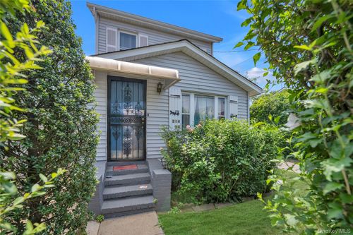 21414 104th Avenue, New York, NY, 11429 | Card Image