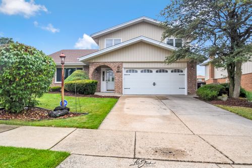 15524 Pine Rd, Oak Forest, IL, 60452-2618 | Card Image