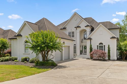 8410 Rambling Rose Dr, Ooltewah, TN, 37363-7112 | Card Image