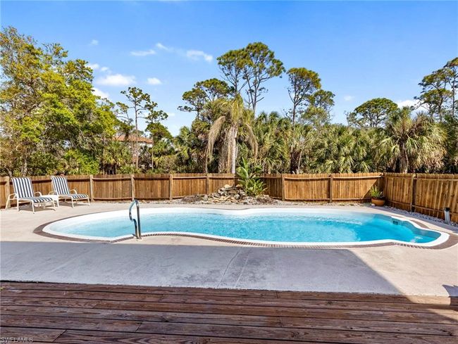 4724 Pembrooke Ln, House other with 3 bedrooms, 2 bathrooms and 2 parking in BONITA SPRINGS FL | Image 16