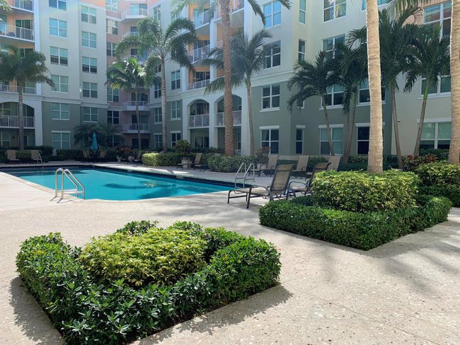 PH15 - 802 W Windward Way, Condo with 3 bedrooms, 2 bathrooms and null parking in Lantana FL | Image 9