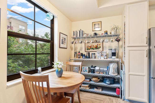 20-web-or-mls-2565 Franklin Ave 211-20.jpg | Image 11