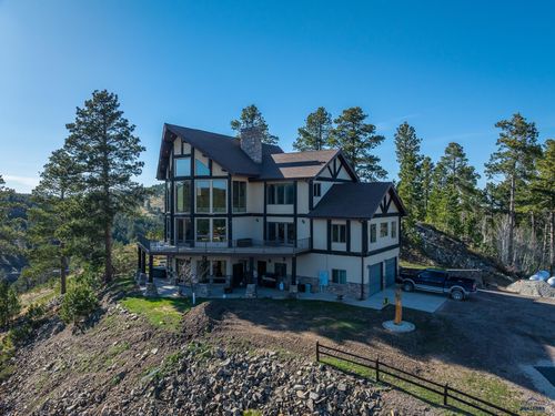 21156 Maine Rd, Sturgis, SD, 57785-6981 | Card Image