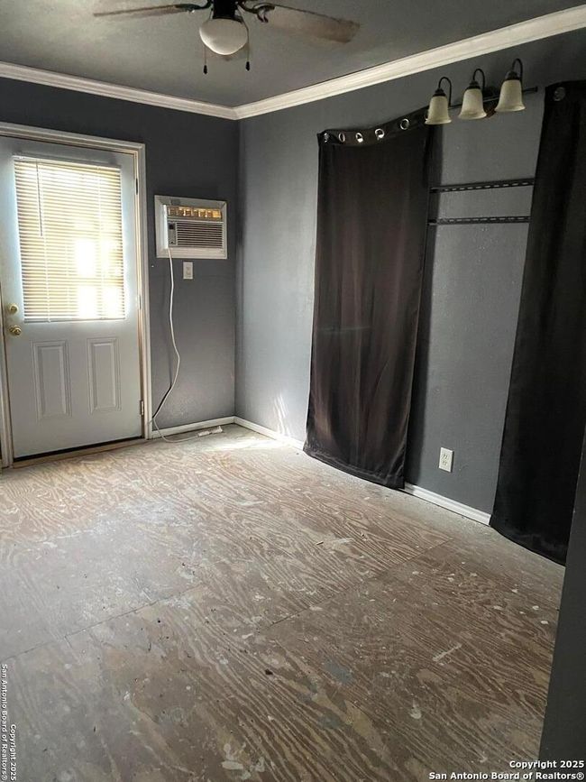 1506 Hough, House other with 3 bedrooms, 1 bathrooms and null parking in Adkins TX | Image 16