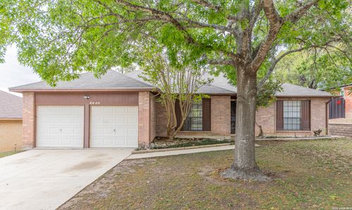 7750 Crooked Road St, San Antonio, TX, 78254-2613 | Card Image